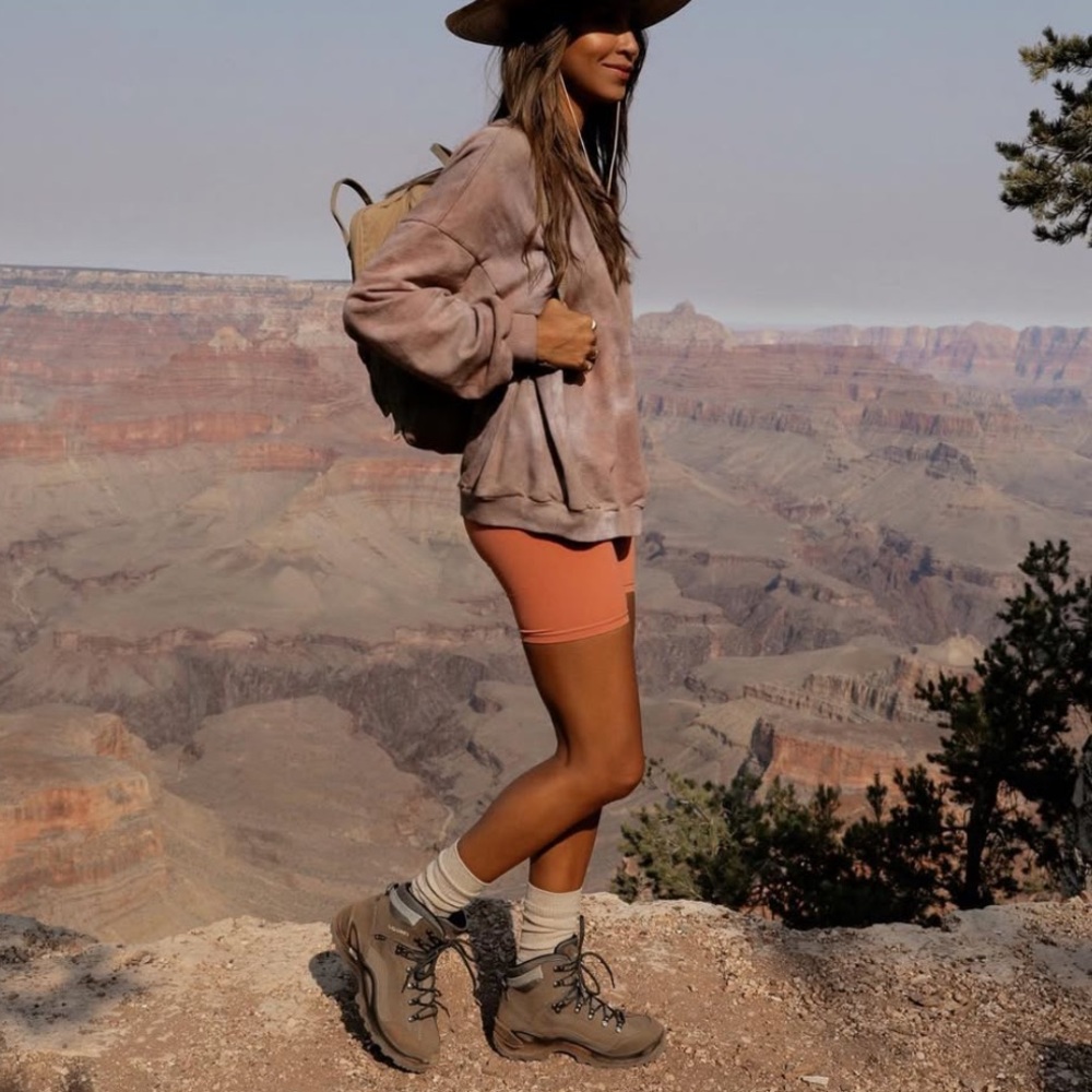 Lowa Women's Renegade Hiking Boots - Brown and Black